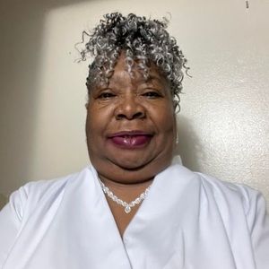 Meet your Posher, Roberta
